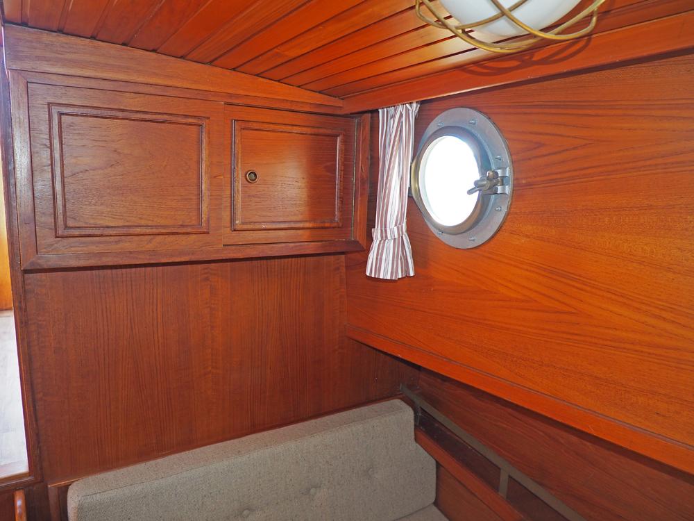 Cabin en avant, H&eacute;bergements